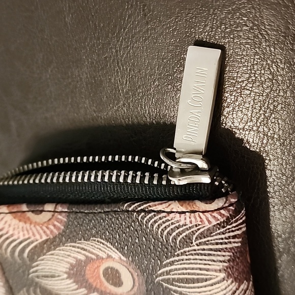 Pineda Covalin Brown Peacock Zip-around Wallet - Picture 9 of 9